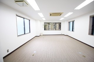 飯田橋(株)松屋撮影：エヌケービル３階部分室内写真